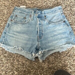 Lightly worn 501 Levi’s Jean shorts